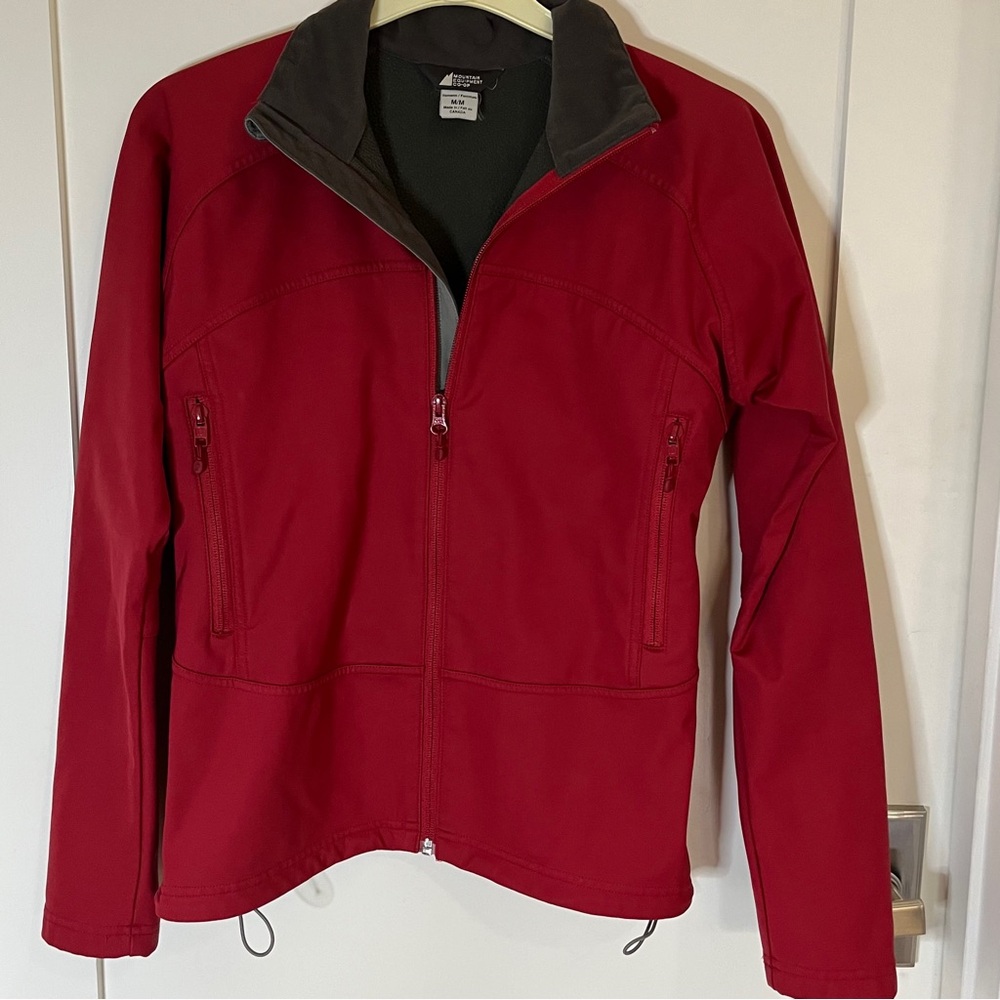 Women's MEC Polartec Red Jacket. Size Medium. Drawstring waist.